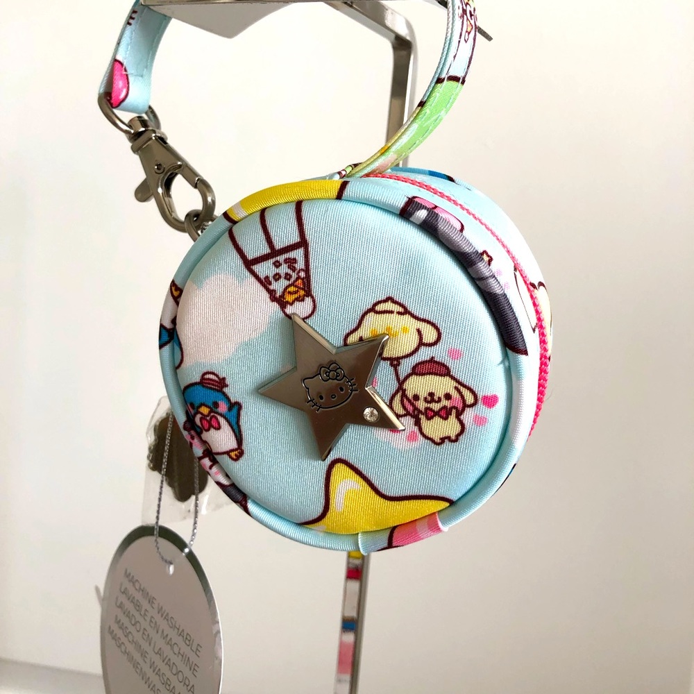 Jujube pacipod in Party in the Sky print